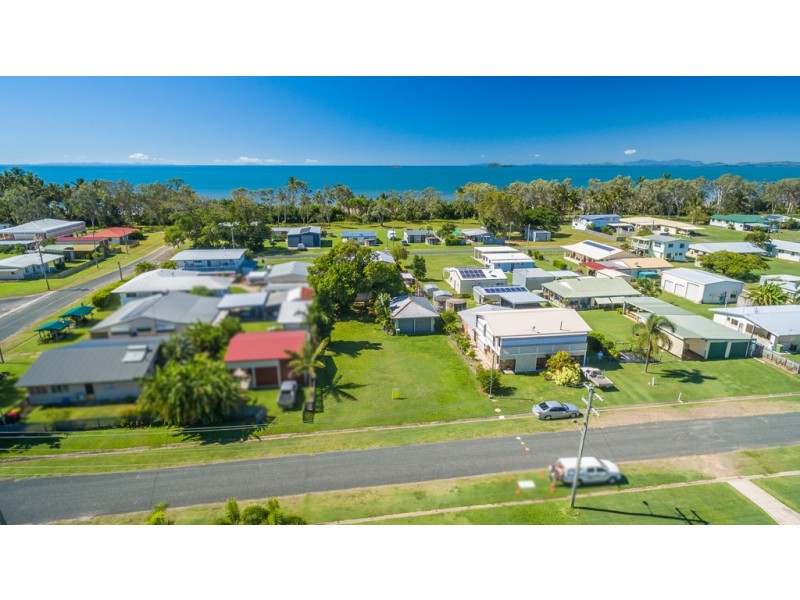 3 Jackson Street, Midge Point QLD 4799