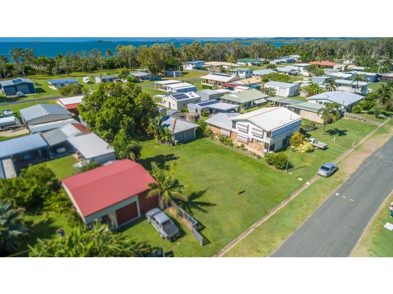 3 Jackson Street, Midge Point QLD 4799