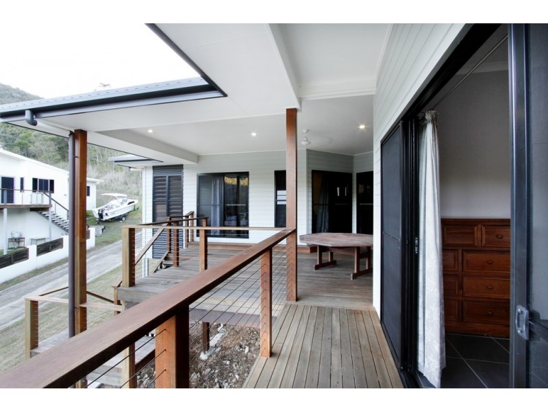 1 Armada Crescent, Jubilee Pocket QLD 4802