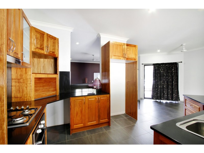 1 Armada Crescent, Jubilee Pocket QLD 4802