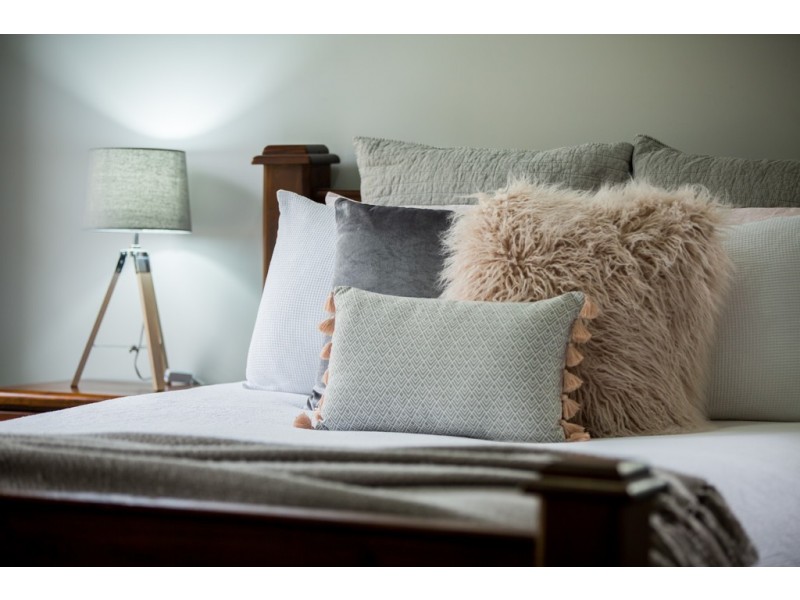 10 Remington Close, Mount Marlow QLD 4800