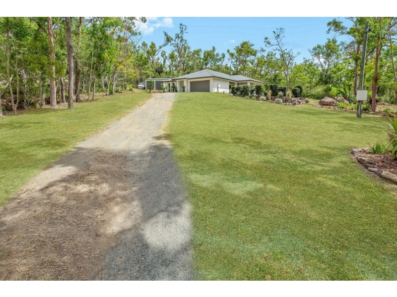 10 Remington Close, Mount Marlow QLD 4800