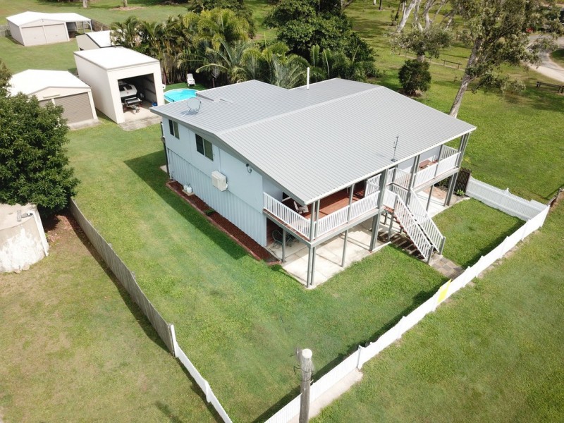 74 Bundesen Avenue, Midge Point QLD 4799