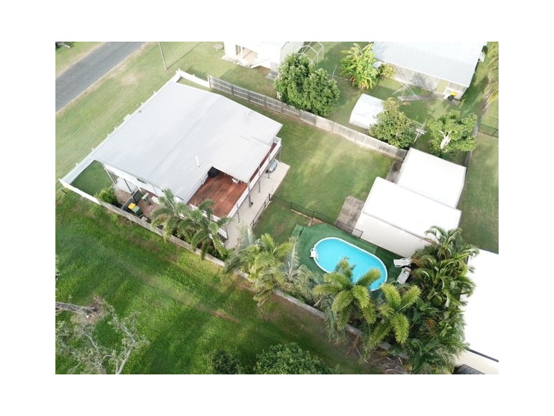74 Bundesen Avenue, Midge Point QLD 4799