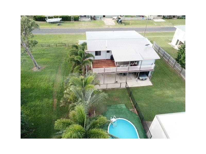 74 Bundesen Avenue, Midge Point QLD 4799