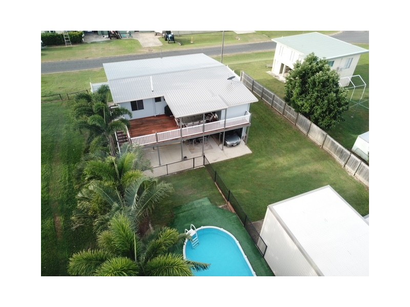 74 Bundesen Avenue, Midge Point QLD 4799