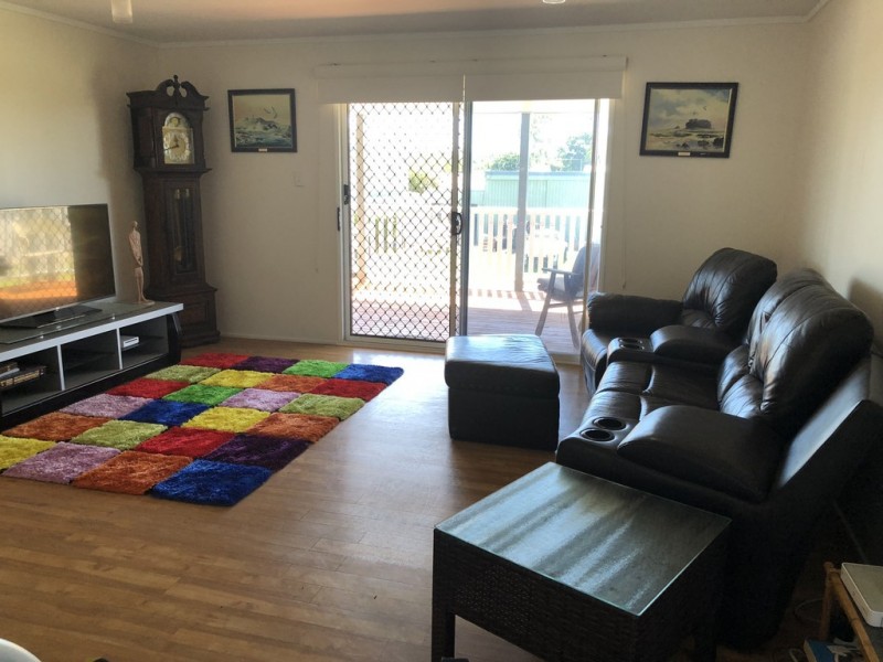 74 Bundesen Avenue, Midge Point QLD 4799