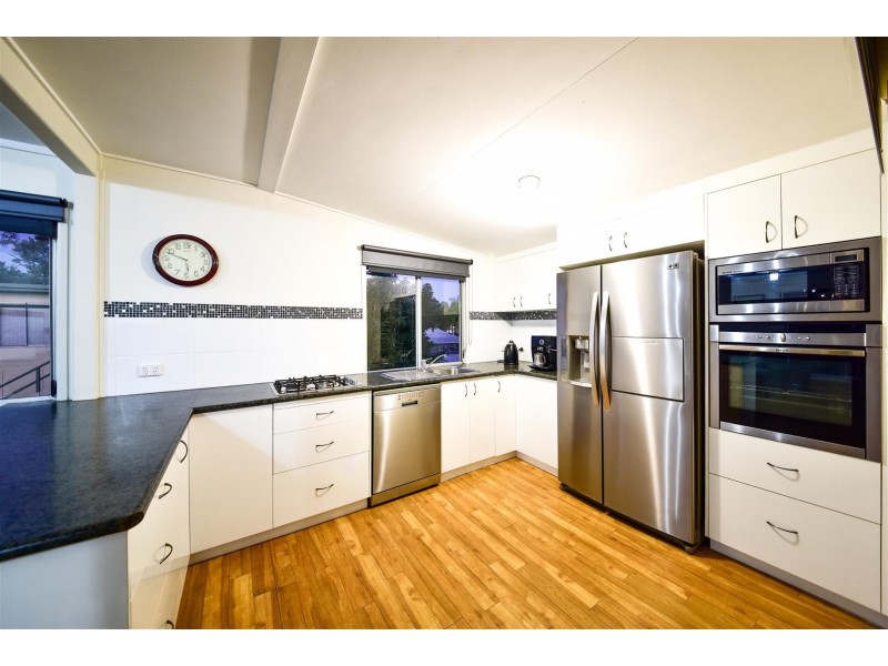 74 Bundesen Avenue, Midge Point QLD 4799