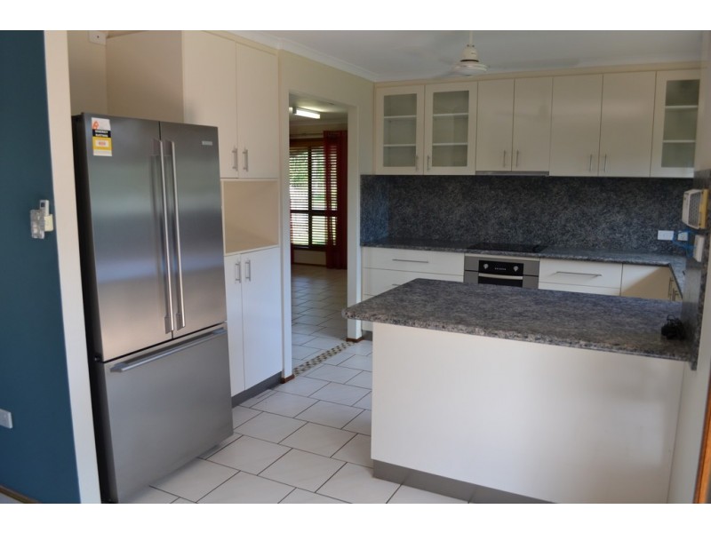 35 Bundesen Avenue, Midge Point QLD 4799