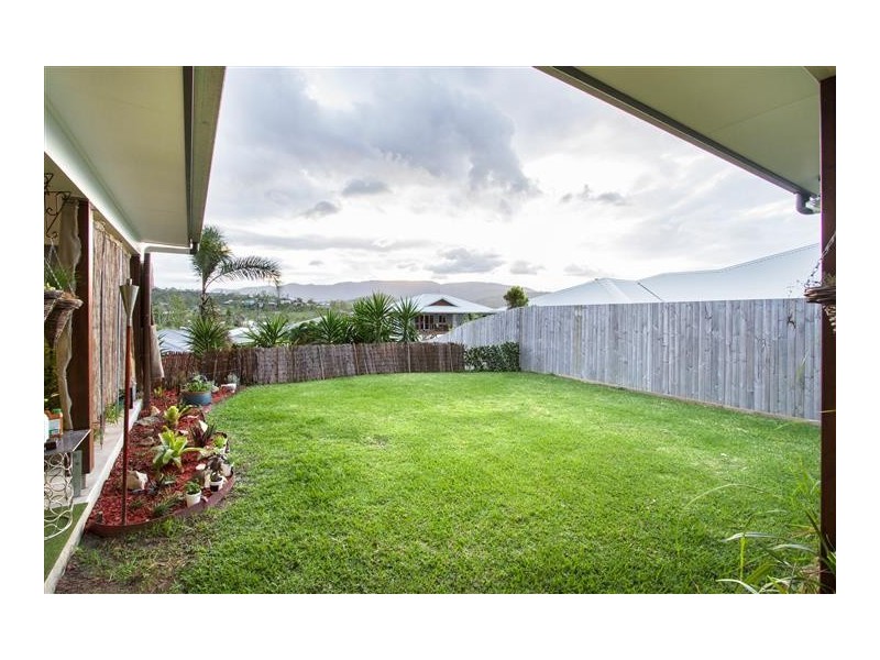 7 Pearl Street, Cannonvale QLD 4802