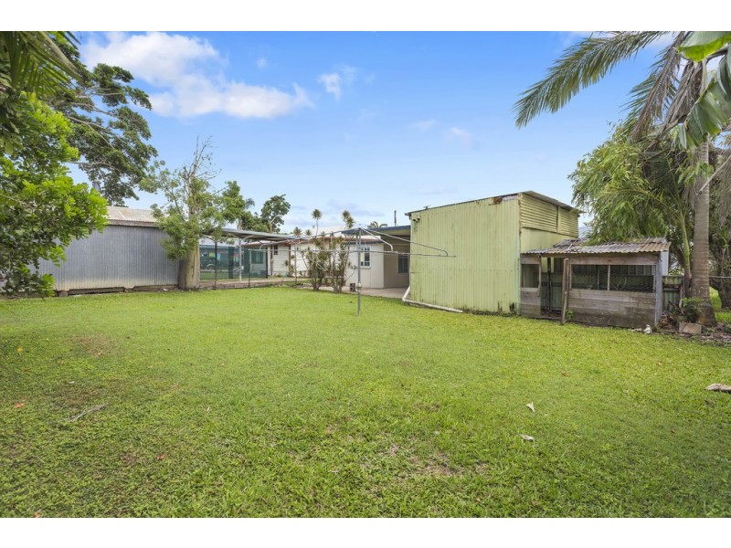 10 Waite Street, Proserpine QLD 4800