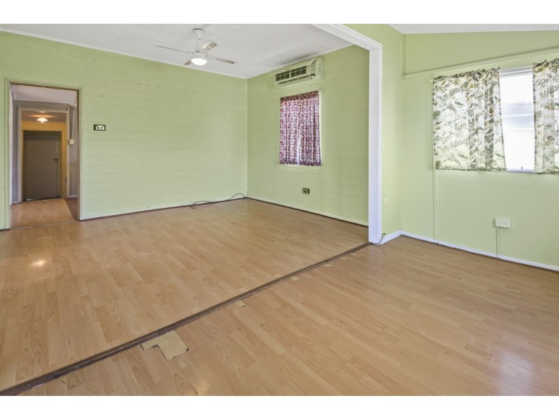 10 Waite Street, Proserpine QLD 4800