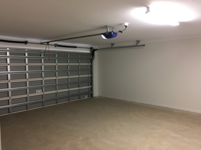 12 Trader Crescent, Cannonvale QLD 4802