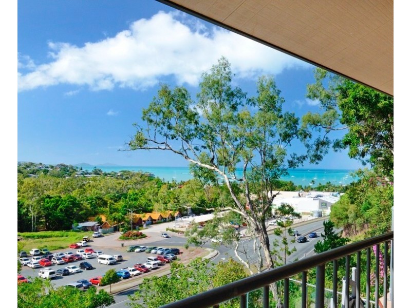 35 Stonehaven Court, Airlie Beach QLD 4802