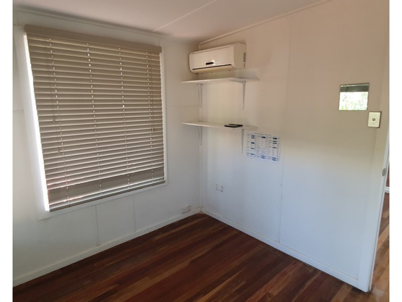 4a Waterson Way, Airlie Beach QLD 4802