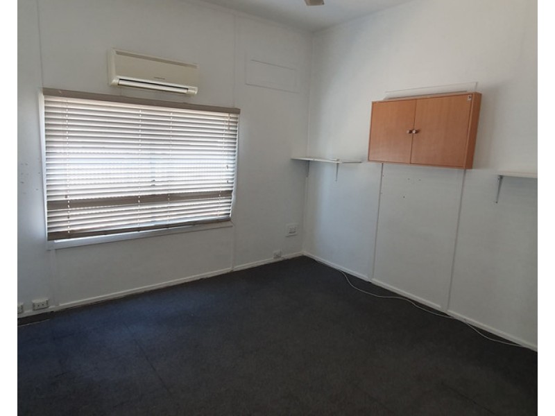 4a Waterson Way, Airlie Beach QLD 4802