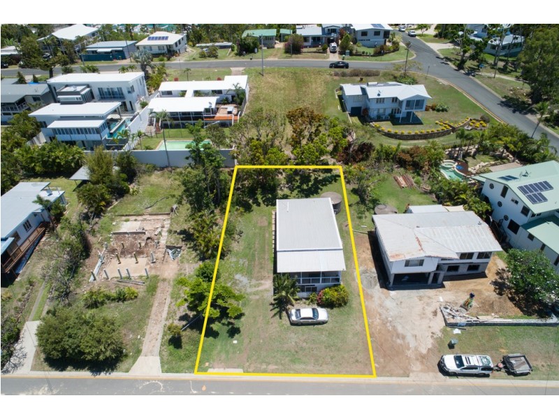 4 Hillcrest Avenue, Airlie Beach QLD 4802