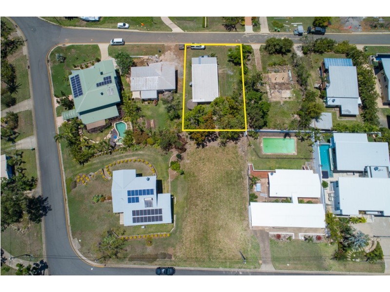 4 Hillcrest Avenue, Airlie Beach QLD 4802