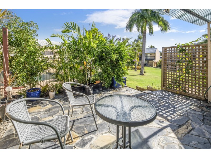 33/11 Island Drive, Cannonvale QLD 4802