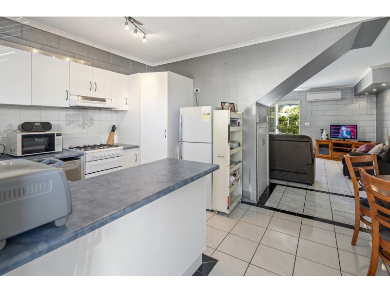 33/11 Island Drive, Cannonvale QLD 4802