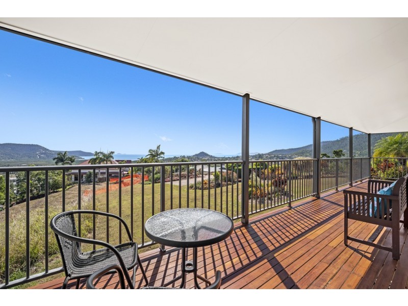 7/14 Hamilton Avenue, Cannonvale QLD 4802