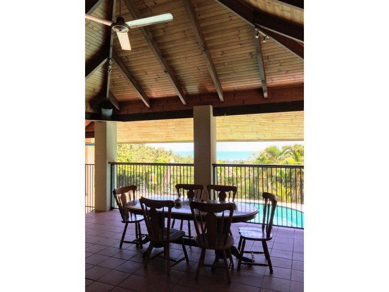 34 Parkwood Terrace, Cannonvale QLD 4802