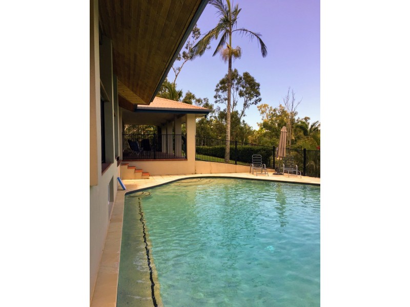 34 Parkwood Terrace, Cannonvale QLD 4802