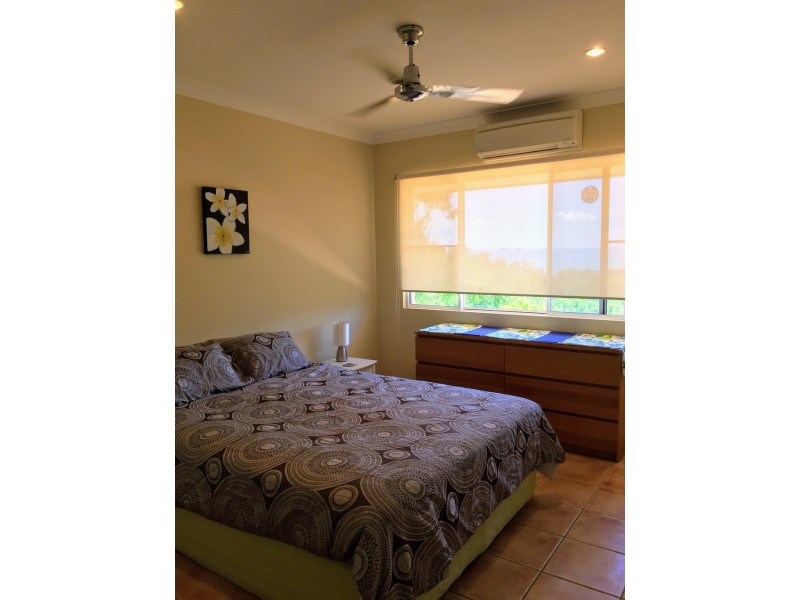 34 Parkwood Terrace, Cannonvale QLD 4802
