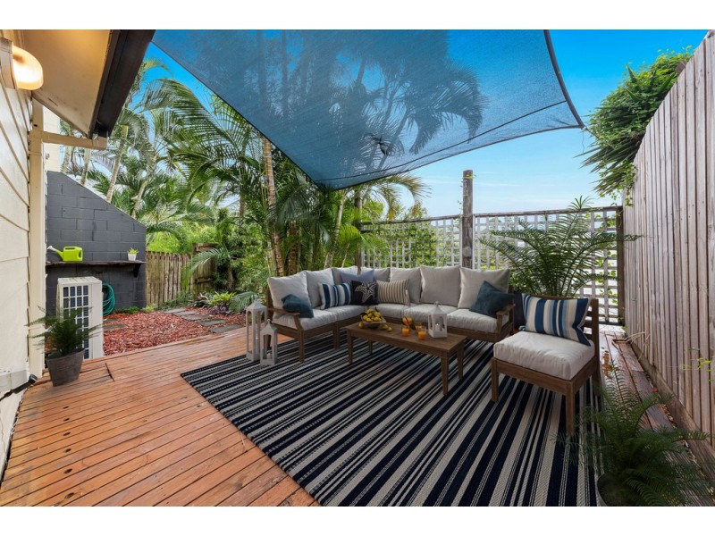 1/4 Border Drive, Cannonvale QLD 4802