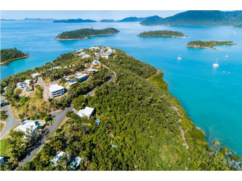 16 Harbour Avenue, Shute Harbour QLD 4802