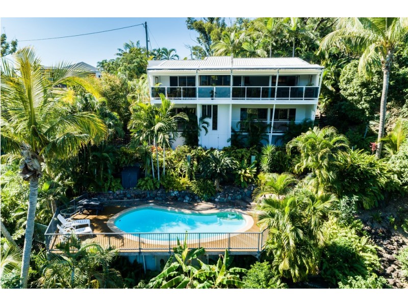 16 Harbour Avenue, Shute Harbour QLD 4802