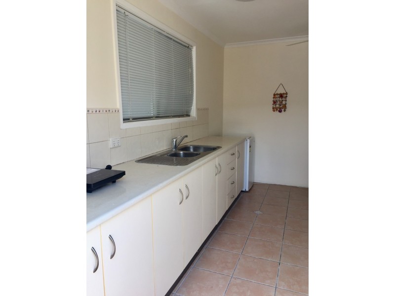 2/19 Ocean View Avenue, Airlie Beach QLD 4802