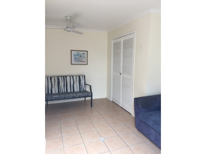 2/19 Ocean View Avenue, Airlie Beach QLD 4802
