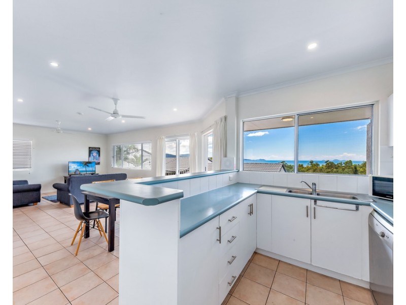 15/12 Eshelby Drive, Cannonvale QLD 4802