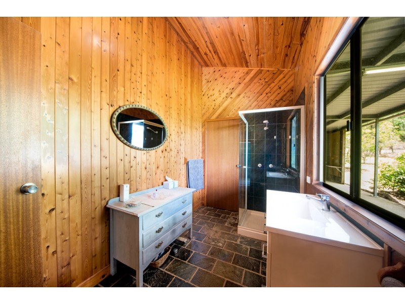 378 Dingo Beach Road, Gregory River QLD 4800