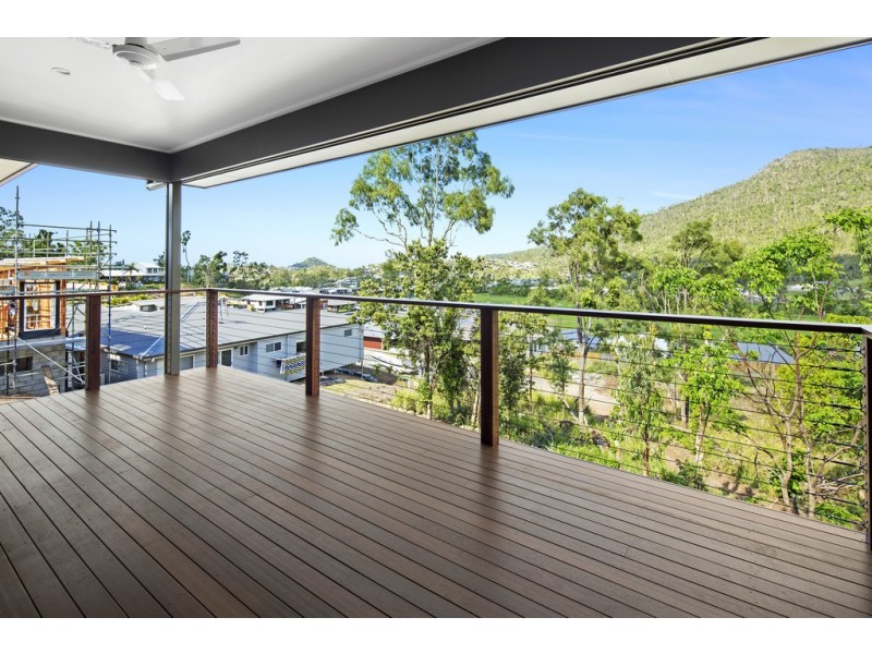 3 Scarlet Gum Crescent, Cannonvale QLD 4802