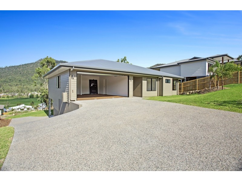 3 Scarlet Gum Crescent, Cannonvale QLD 4802