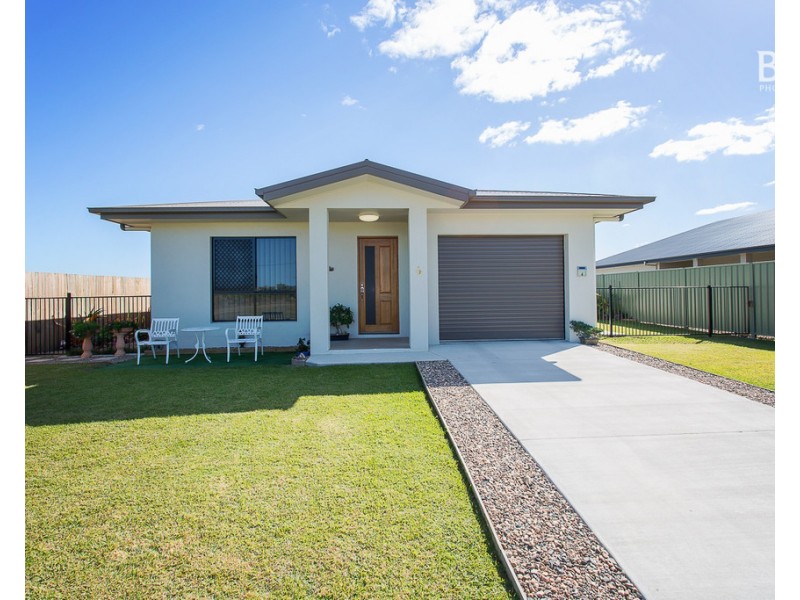 4 Allamanda Street, Proserpine QLD 4800