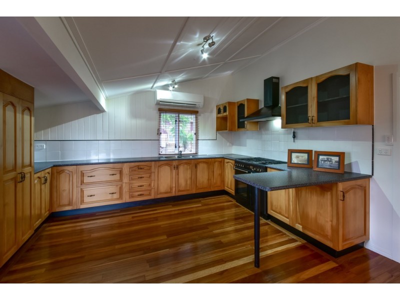 12 Smith Street, Proserpine QLD 4800
