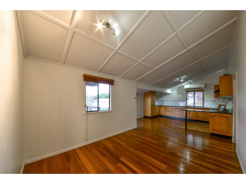 12 Smith Street, Proserpine QLD 4800