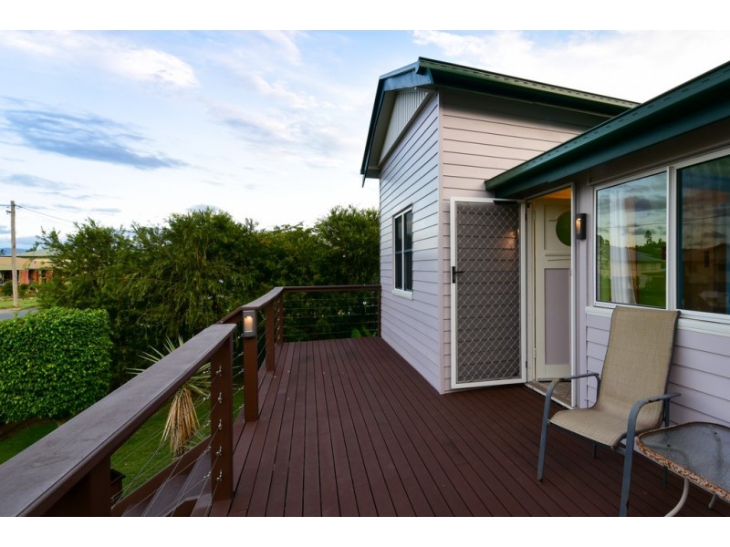 12 Smith Street, Proserpine QLD 4800