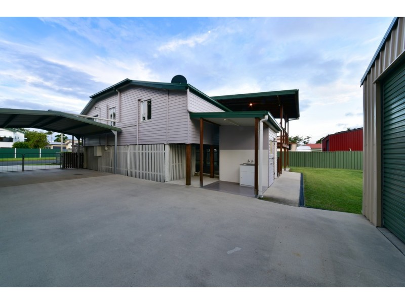 12 Smith Street, Proserpine QLD 4800