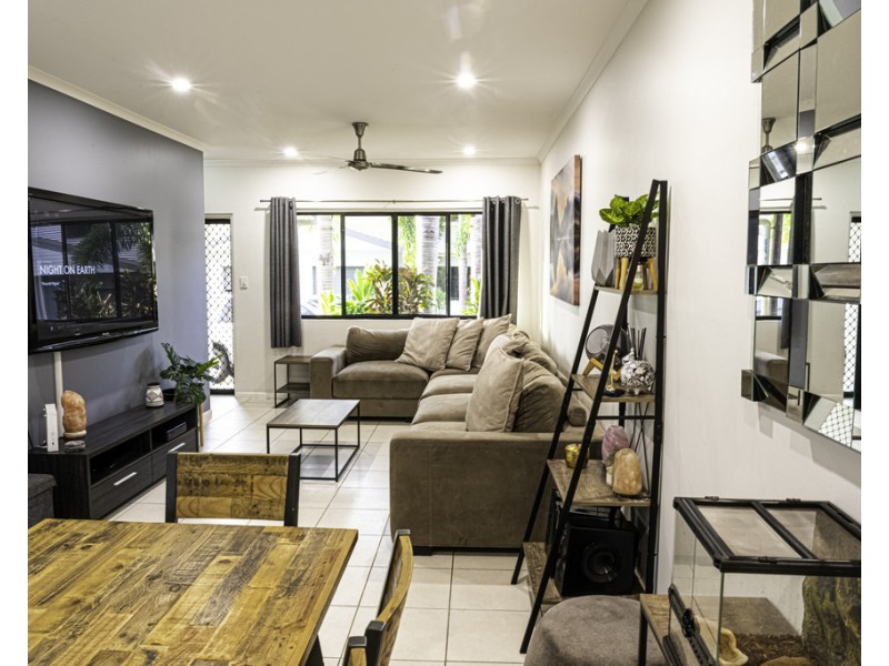 40/25 Abell Road, Cannonvale QLD 4802
