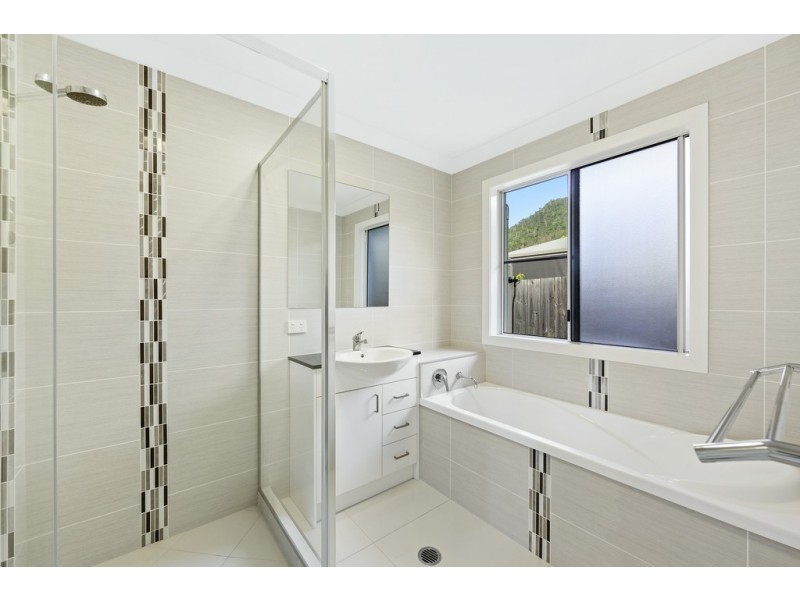 5 Flinders Court, Cannonvale QLD 4802