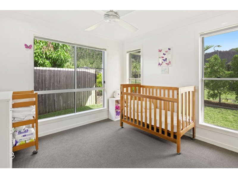 5 Flinders Court, Cannonvale QLD 4802