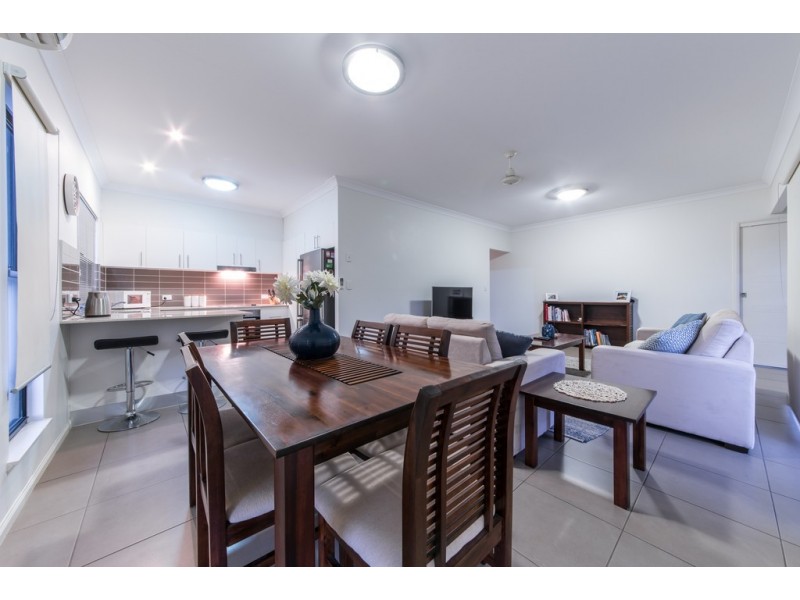 1 Flinders Court, Cannonvale QLD 4802