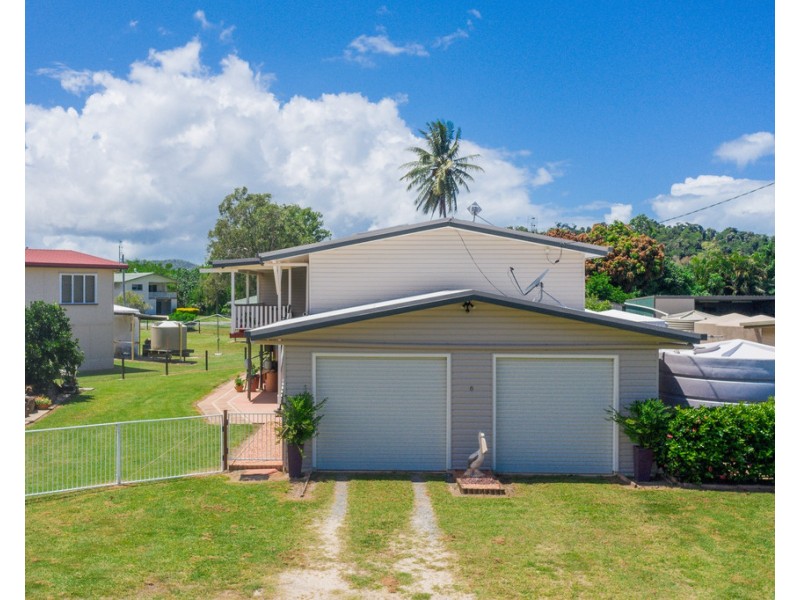 6 Hall Drive, Wilson Beach QLD 4800