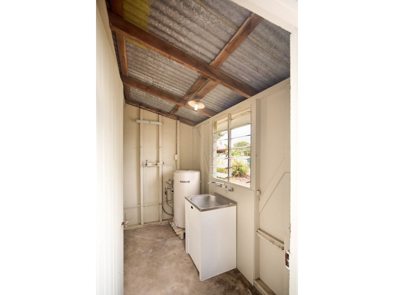 11 Holmes Street, Proserpine QLD 4800
