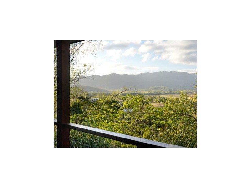 132 Stanley Drive, Cannon Valley QLD 4800