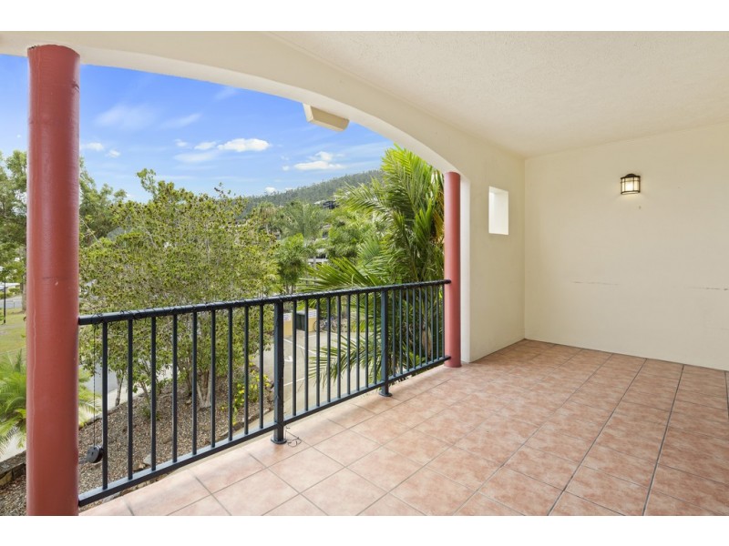 13/20 Island Drive, Cannonvale QLD 4802